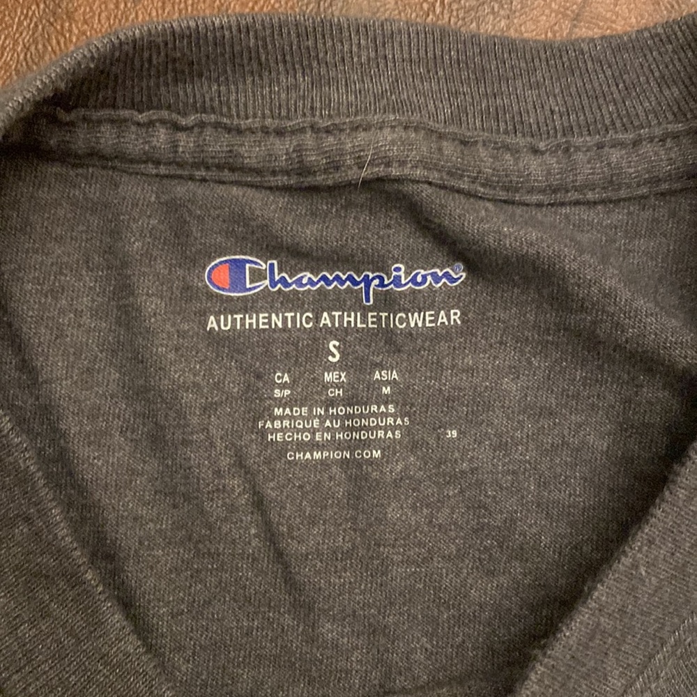 Champion T-Shirt and Matching Screenshot Joggers - Picture 8 of 10